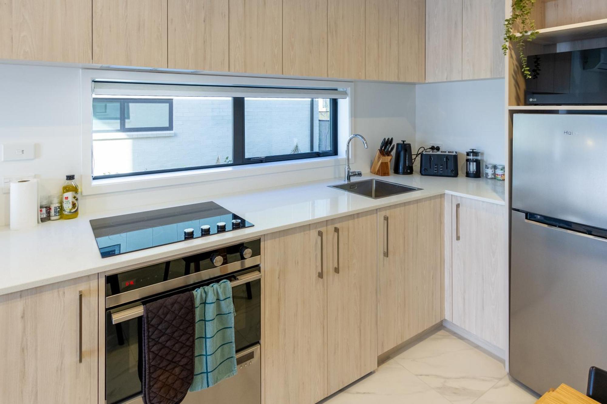 Charming Studio For 2 In The Central City Крайстчърч Екстериор снимка